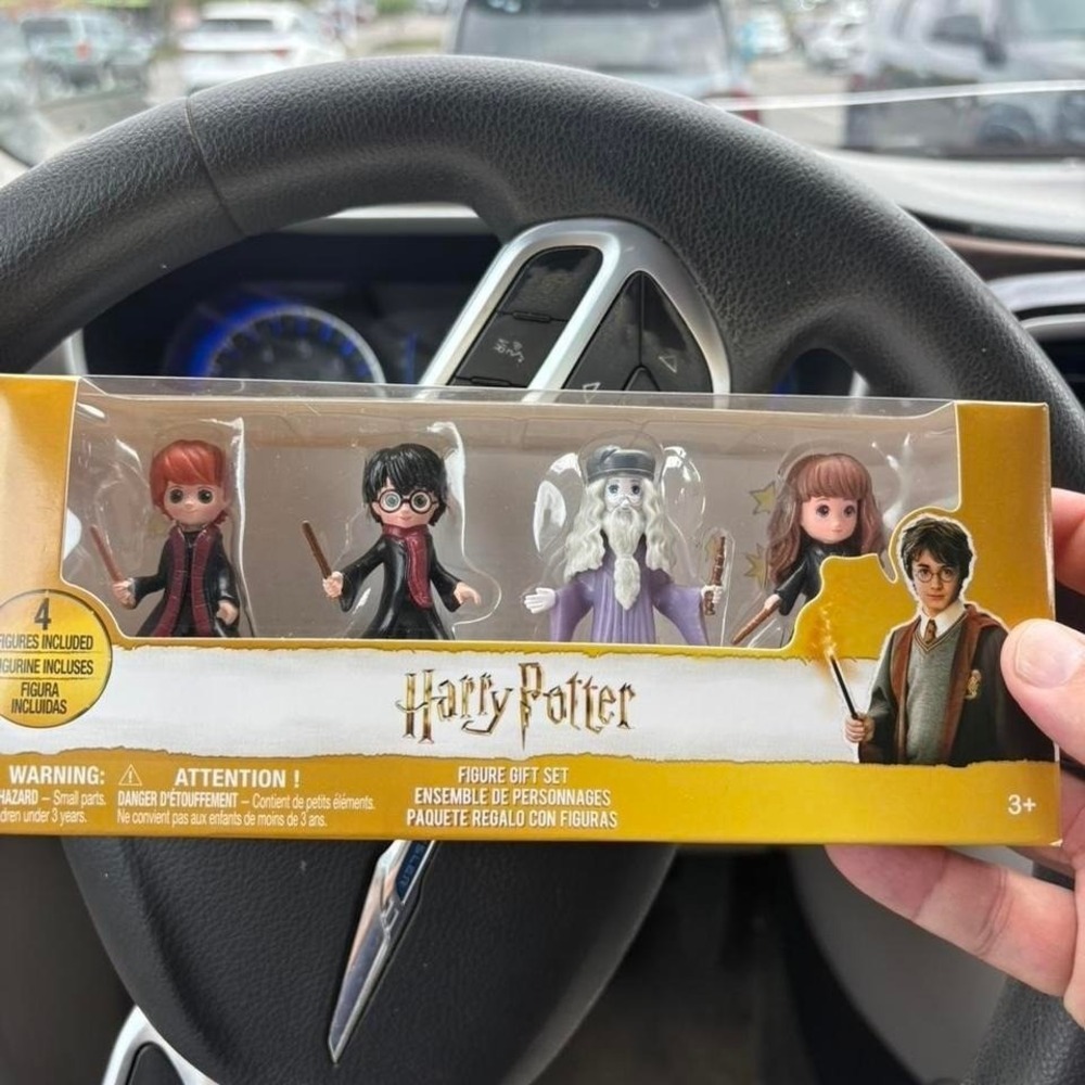 Harry Potter Figure Gift Set Spin Master 4 Pack Harry Ron Hermione Dumbledore